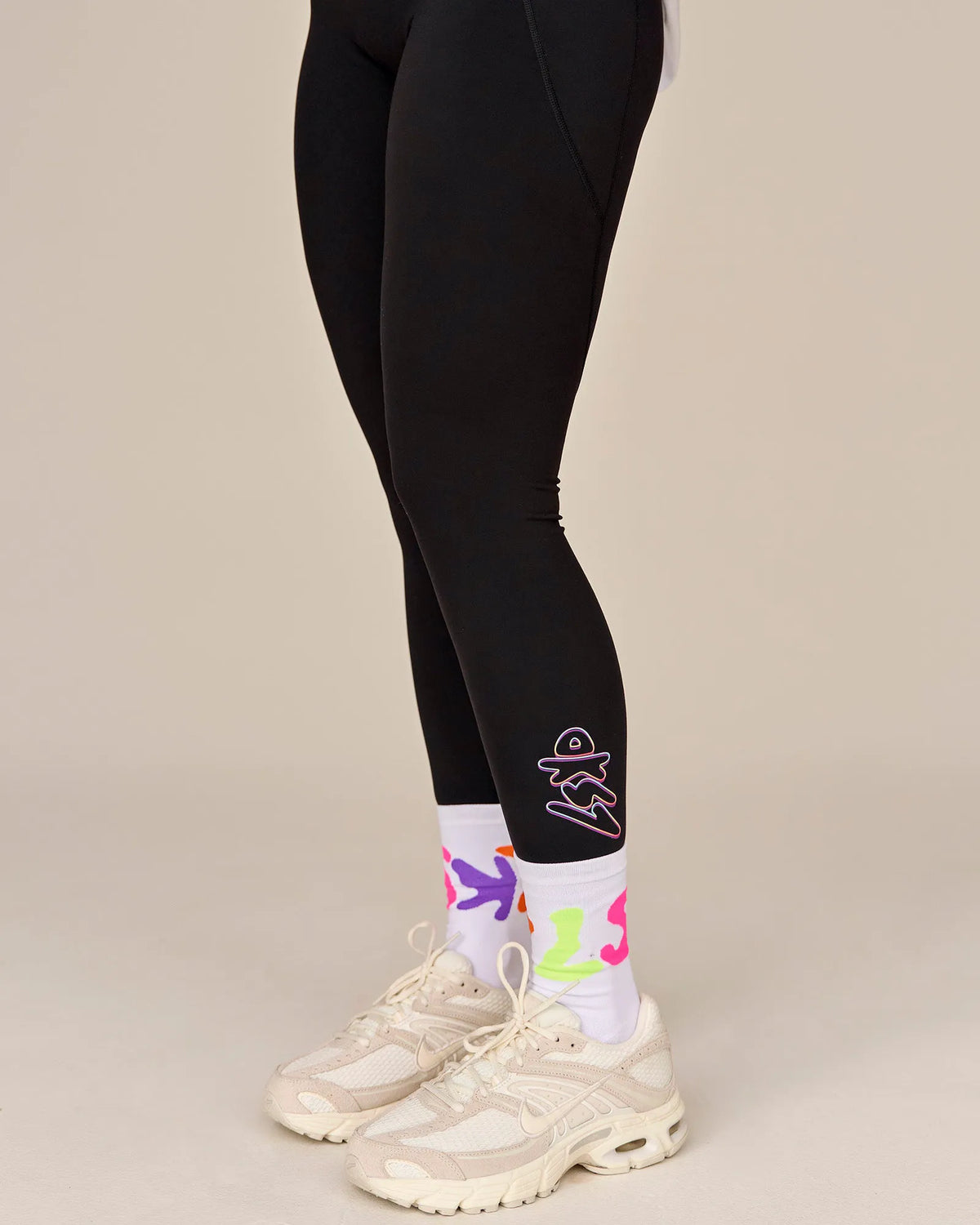 Fusion Graphic Ultra High-Rise Full Length Legging Pockets - Black-Radiate