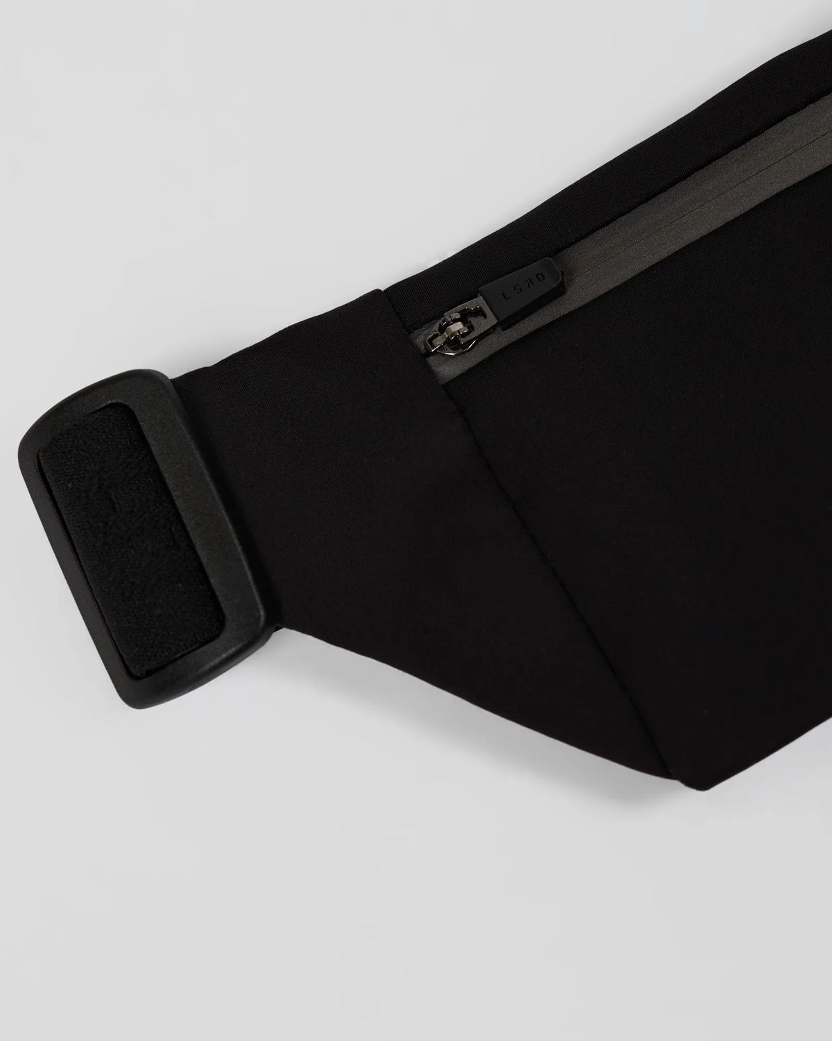 Accelerate Run Belt - Black/Reflective