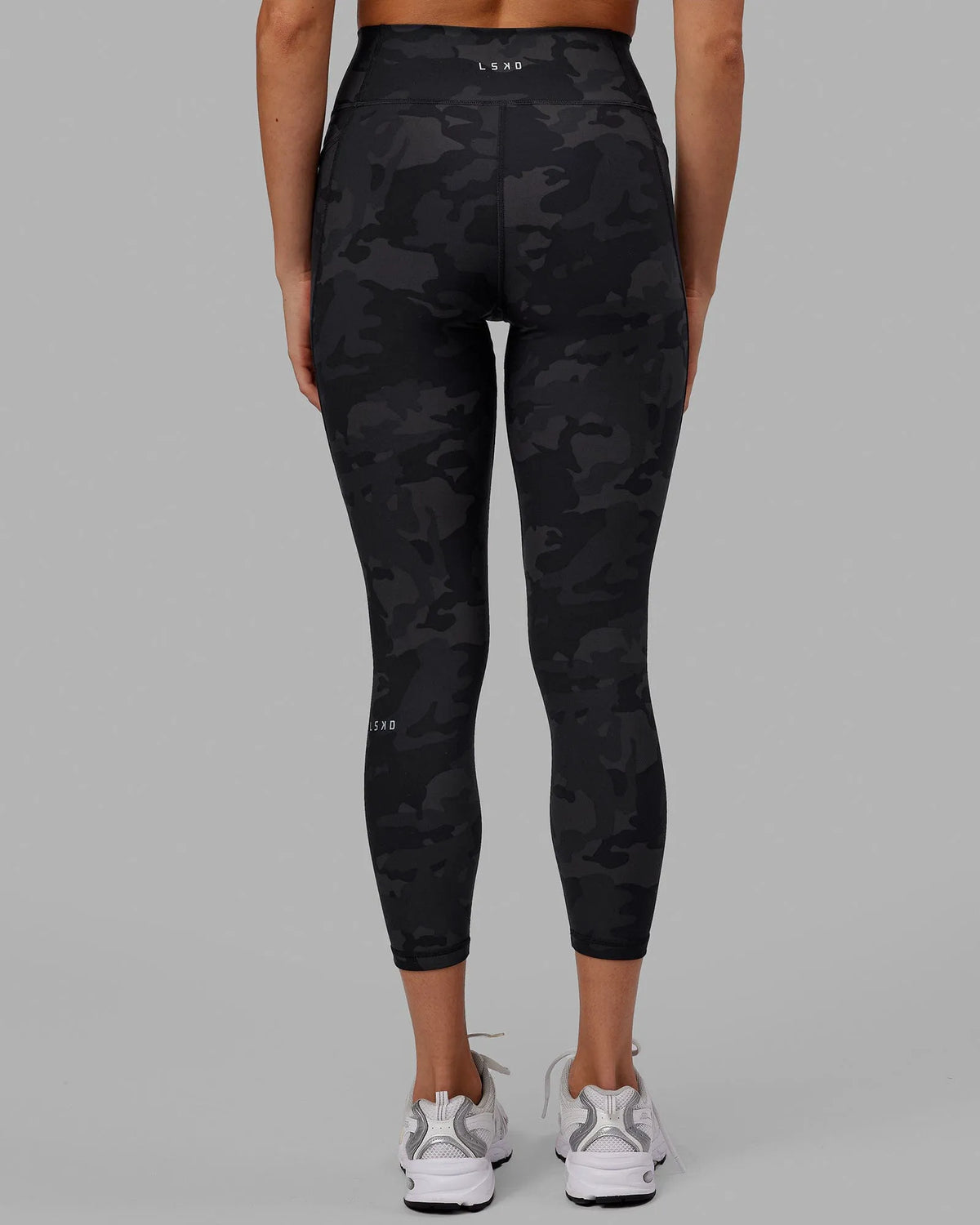 Black-Camo